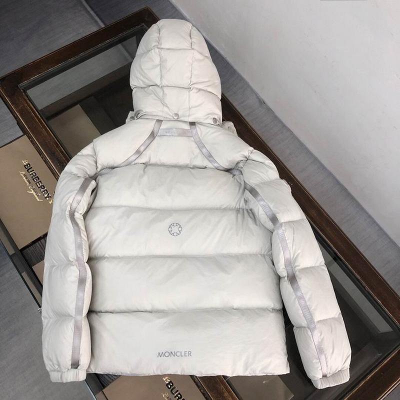 Moncler Women's Outwear 319